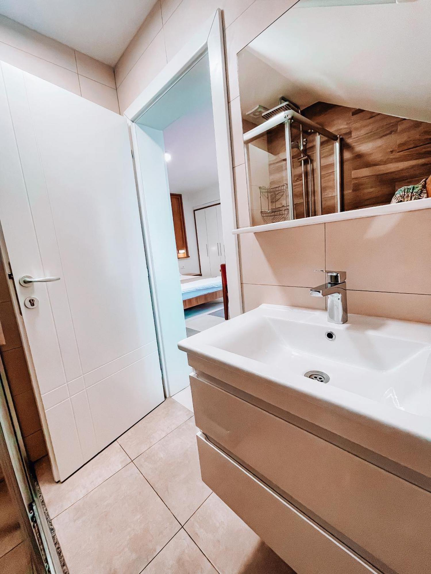 Astoria Struga Apartment Luaran gambar